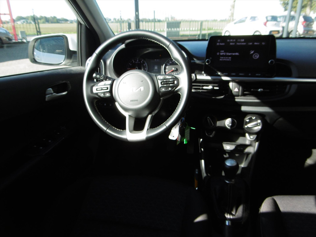 47512896-14.jpg